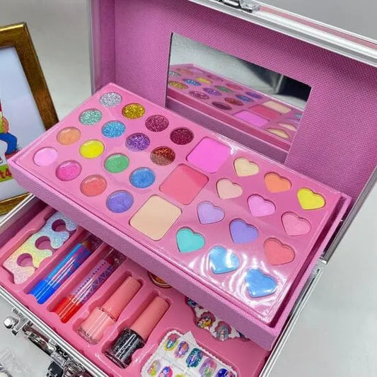 Deluxe 46-Piece Kids' Makeup Artist Briefcase – Washable & Safe Cosmetic Kit